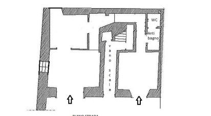 Restaurant of 65 m² in Genova (16131)