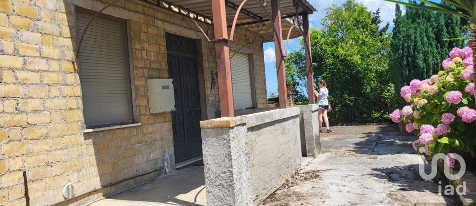 Casa indipendente / Villa 13 locali di 180 m² in Ponzano di Fermo (63845)