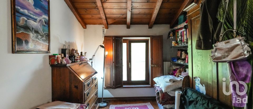 Casa indipendente / Villa 5 locali di 197 m² in Ostiglia (46035)