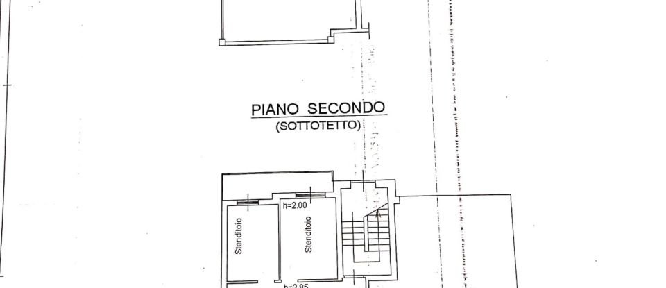 Land 9 rooms of 230 m² in Amantea (87032)