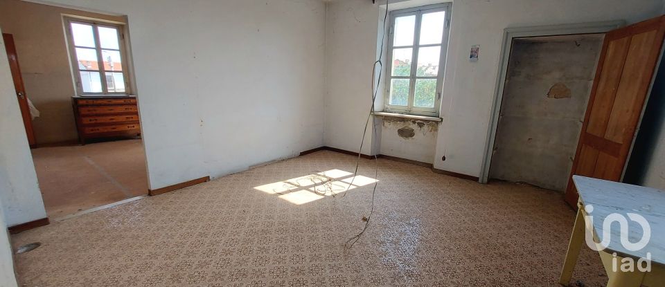 Town house 11 rooms of 360 m² in Ticineto (15040)