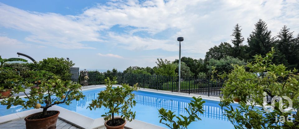Villa 6 locali di 180 m² in Salò (25087)