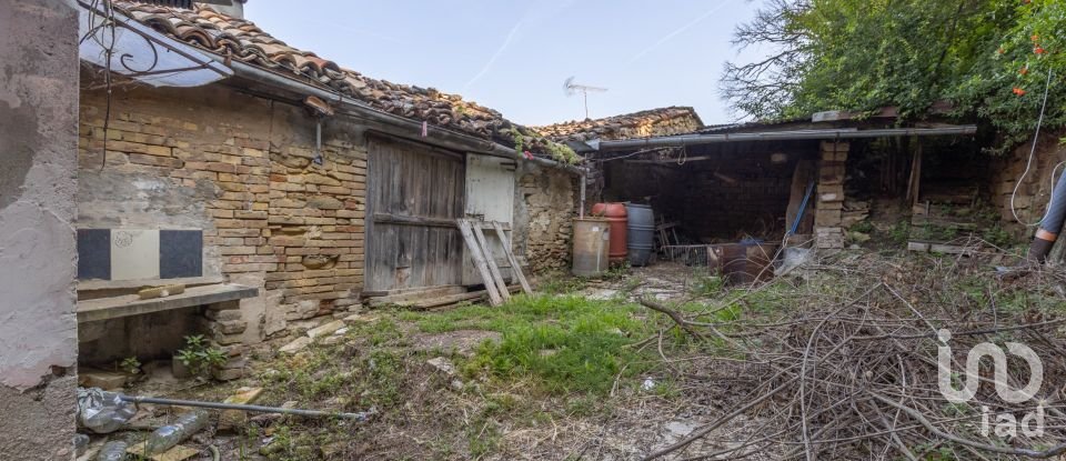 Mansion 8 rooms of 172 m² in Pollenza (62010)