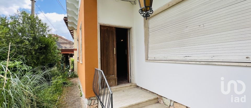 Casa indipendente / Villa 6 locali di 100 m² in Amandola (63857)