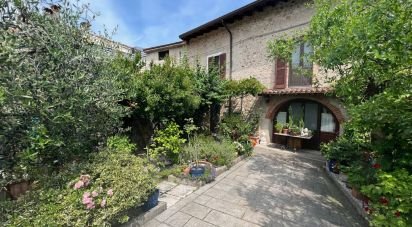 Rustico 12 locali di 413 m² in Padenghe sul Garda (25080)