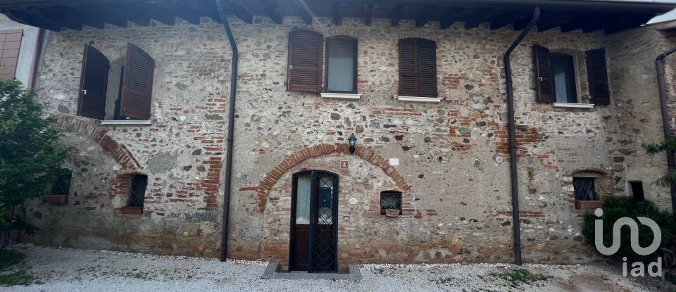 Rustico 12 locali di 413 m² in Padenghe sul Garda (25080)