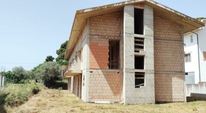 Costruzione di 820 m² in Collecorvino (65010)