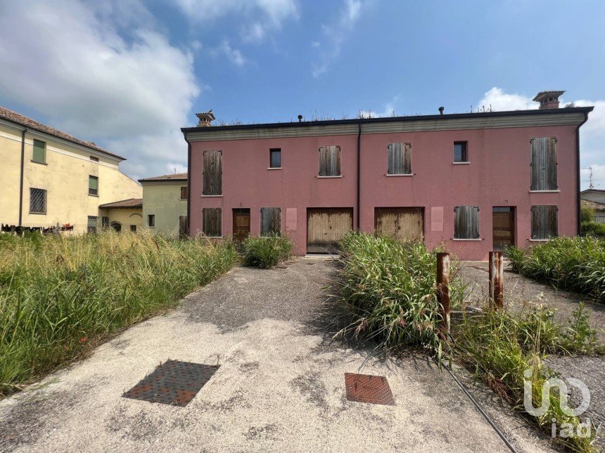 Villa a schiera 5 locali di 184 m² in Gazoldo degli Ippoliti (46040)