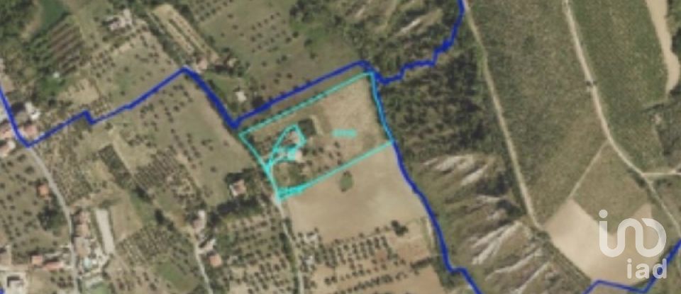 Casa indipendente 11 locali di 545 m² in Notaresco (64024)