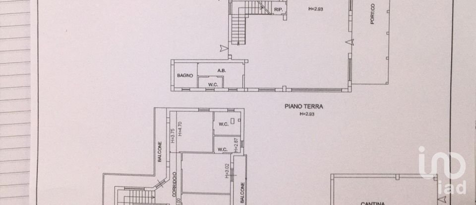 Farm 21 rooms of 530 m² in Rosciano (65020)