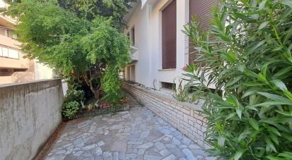 Villa Bifamiliare 12 locali di 325 m² in Rovigo (45100)