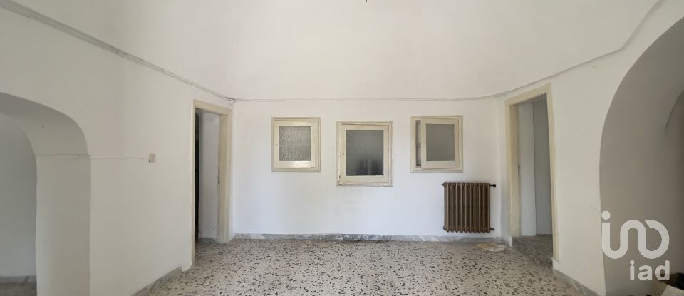 Horses property 16 rooms of 270 m² in Ceglie Messapica (72013)