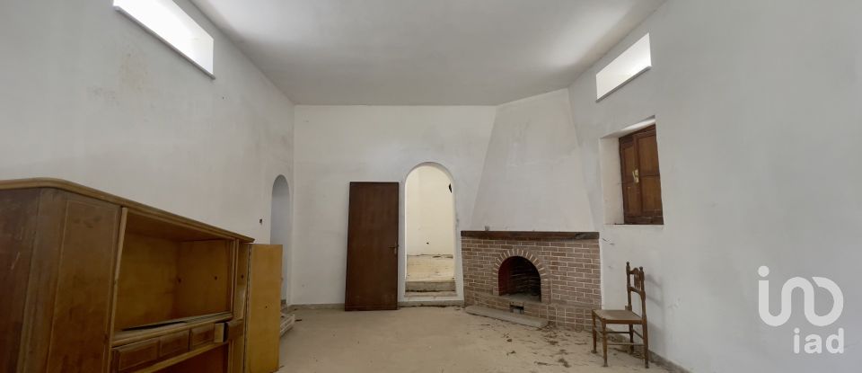 Horses property 16 rooms of 270 m² in Ceglie Messapica (72013)