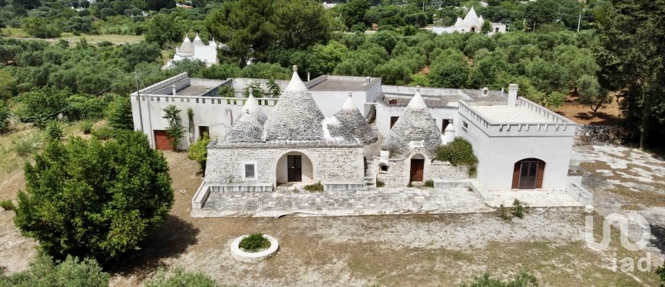 Horses property 16 rooms of 270 m² in Ceglie Messapica (72013)