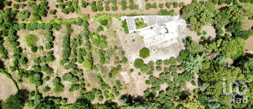 Horses property 16 rooms of 270 m² in Ceglie Messapica (72013)