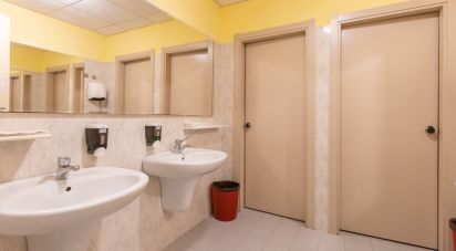 Hotel-ristorante di 1.820 m² in Loreto (60025)