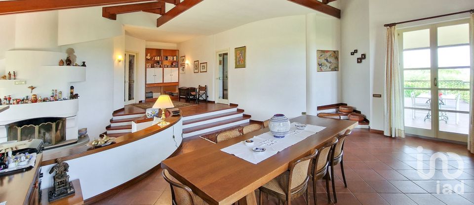 Villa 12 locali di 405 m² in Sant'Elpidio a Mare (63811)