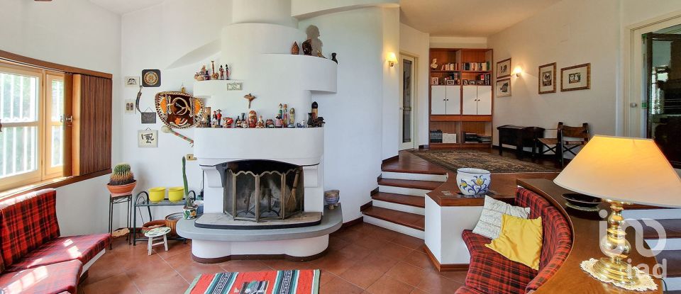 Casale 12 locali di 405 m² in Sant'Elpidio a Mare (63811)