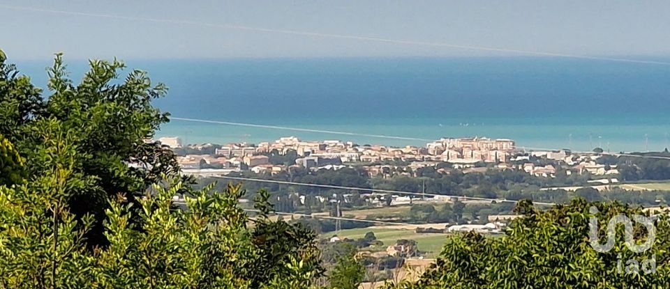 Casale 12 locali di 405 m² in Sant'Elpidio a Mare (63811)