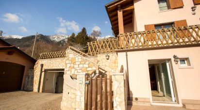 Casa indipendente 11 locali di 160 m² in Ferrara di Monte Baldo (37020)