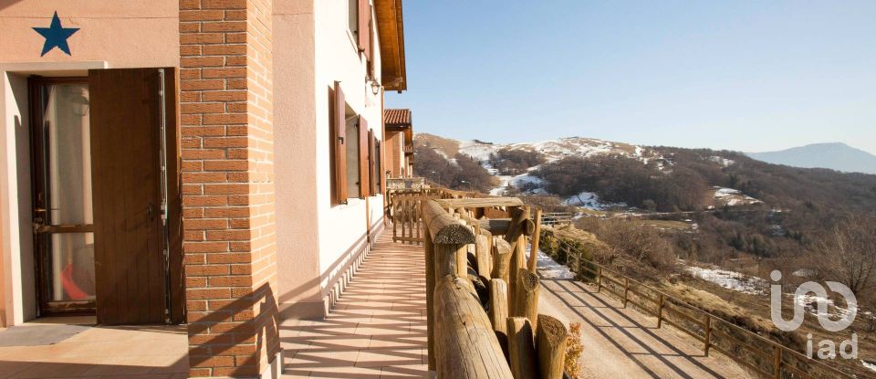 Townhouse 11 rooms of 160 m² in Ferrara di Monte Baldo (37020)