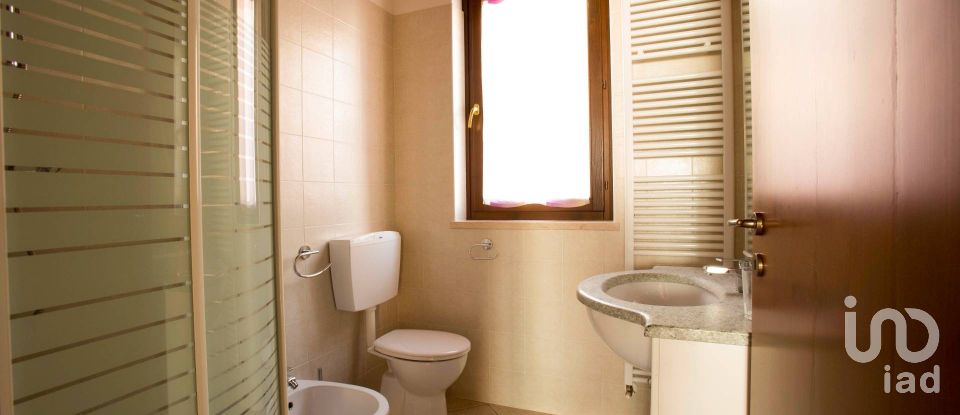 Townhouse 11 rooms of 160 m² in Ferrara di Monte Baldo (37020)