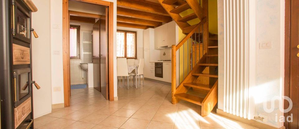 Townhouse 11 rooms of 160 m² in Ferrara di Monte Baldo (37020)