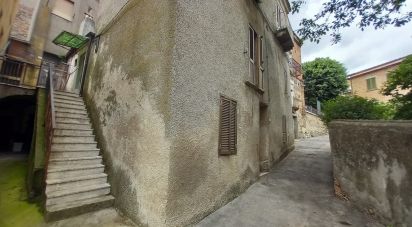 Village house 5 rooms of 177 m² in Monteodorisio (66050)