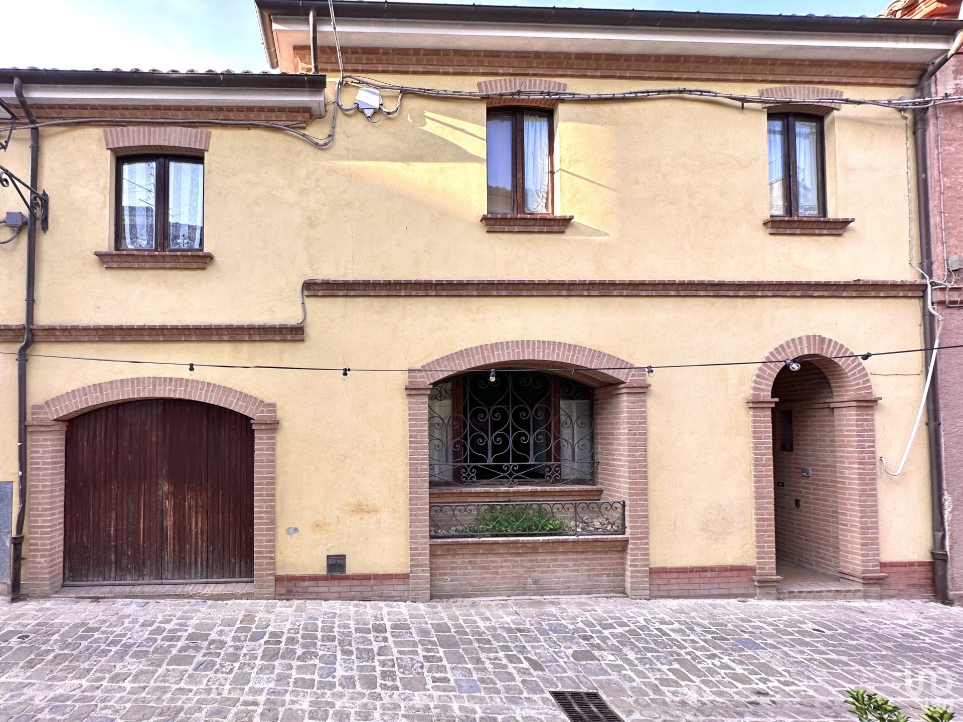 Casa indipendente 11 locali di 335 m² in Potenza Picena