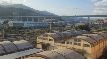 Appartamento 7 locali di 99 m² a Genova (16151)