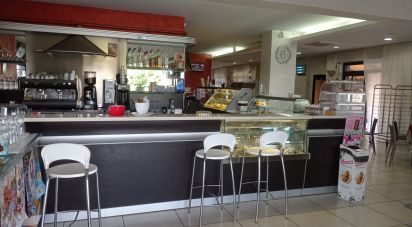 Ristorante di 215 m² in Castrovillari (87012)