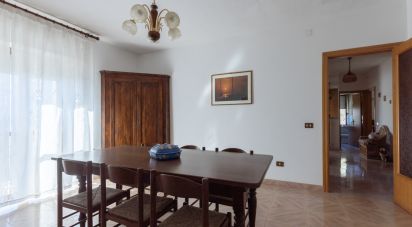Four-room apartment of 97 m² in Gualdo (62020)