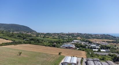 Casa indipendente 9 locali di 205 m² in Sirolo (60020)