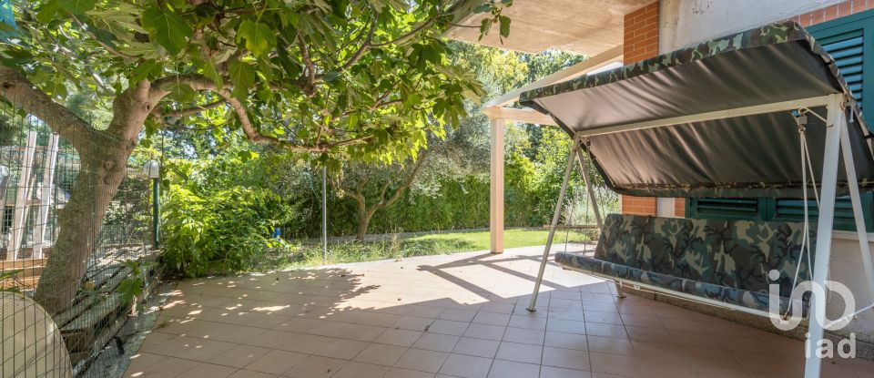 Townhouse 9 rooms of 205 m² in Sirolo (60020)