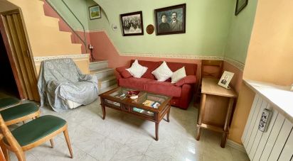 Village house 9 rooms of 145 m² in Introdacqua (67030)