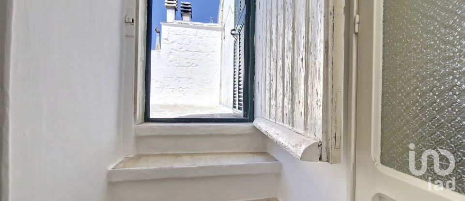 Town house 7 rooms of 105 m² in Ostuni (72017)