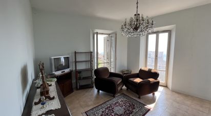 Building 5 rooms of 90 m² in Monte San Martino (62020)