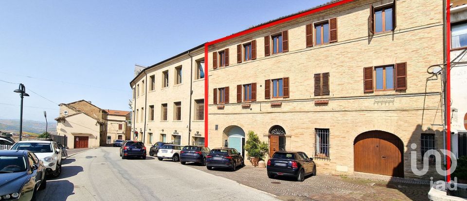 Barn conversion 11 rooms of 470 m² in Montegranaro (63812)