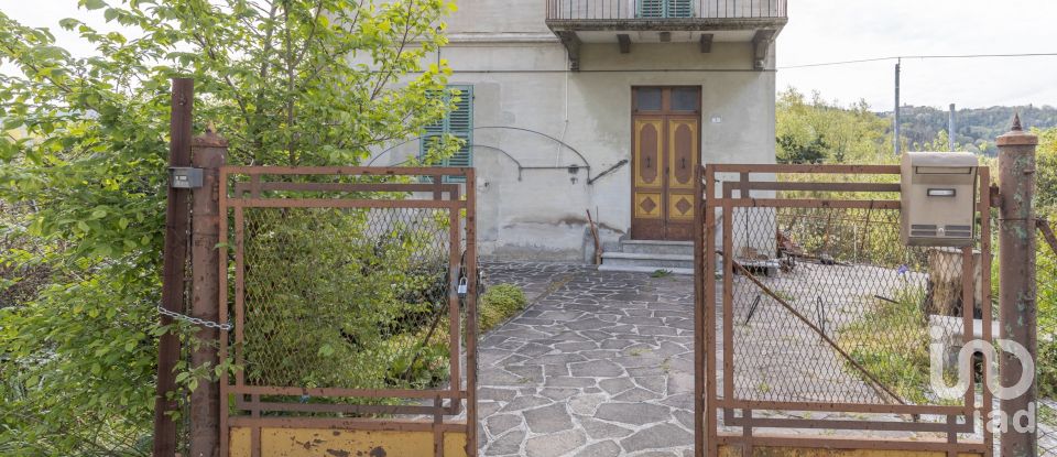 Townhouse 14 rooms of 270 m² in Rosora (60030)