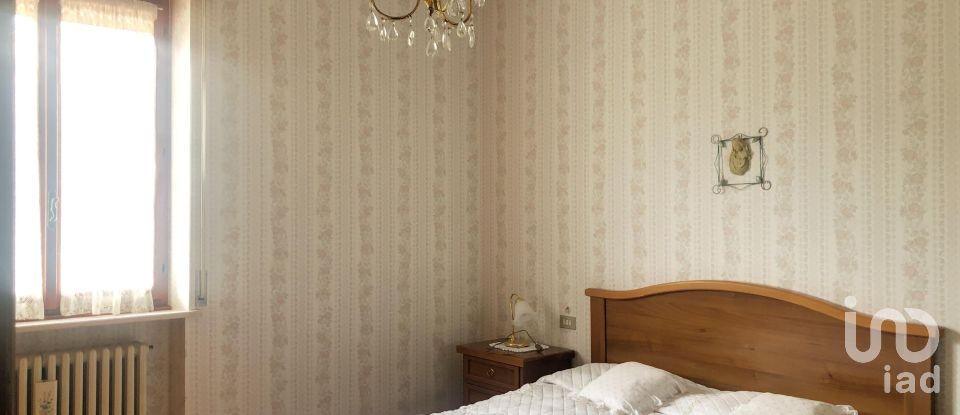 Casa indipendente 10 locali di 260 m² in Monte Cerignone (61010)