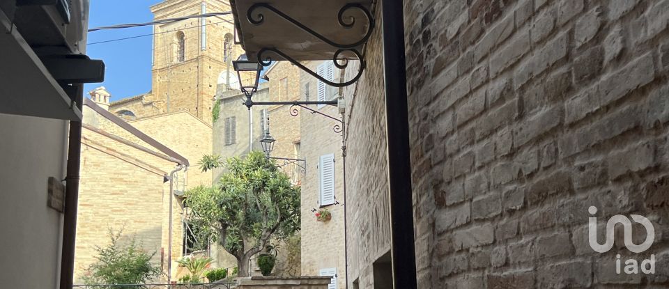 Village house 9 rooms of 150 m² in Monte San Pietrangeli (63816)