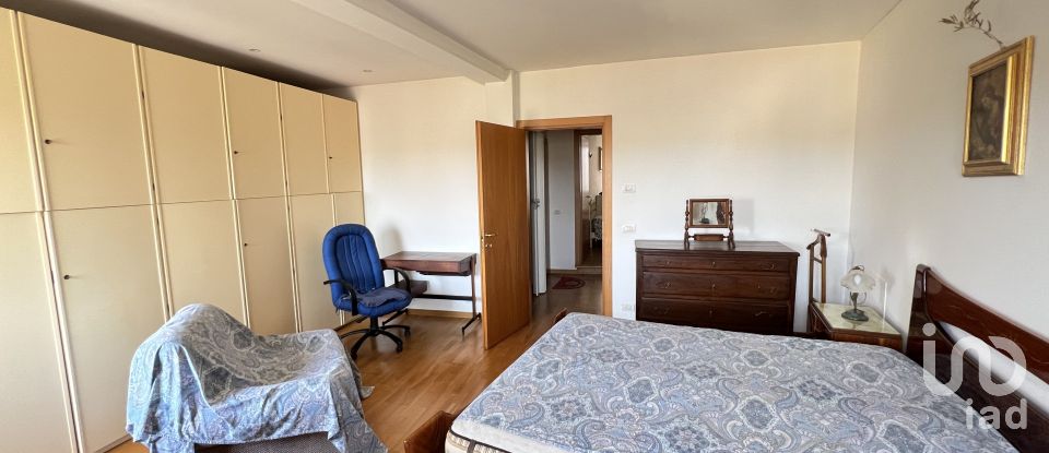 Village house 9 rooms of 150 m² in Monte San Pietrangeli (63816)