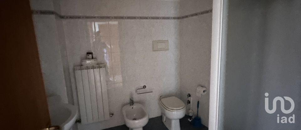 Village house 9 rooms of 150 m² in Monte San Pietrangeli (63816)