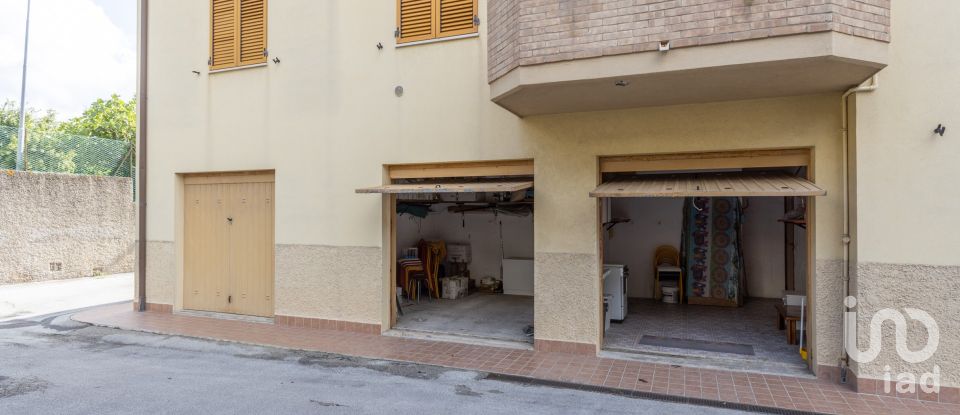 Four-room apartment of 100 m² in Camerano (60021)