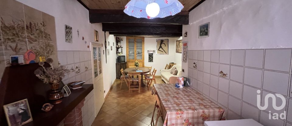 Village house 8 rooms of 80 m² in Monte Vidon Corrado (63836)
