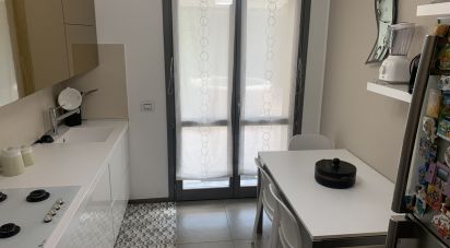 Immobile di prestigio 7 locali di 150 m² a Seveso (20822)