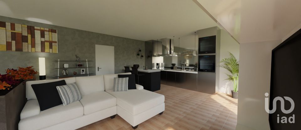 Land 7 rooms of 170 m² in Terni (05100)