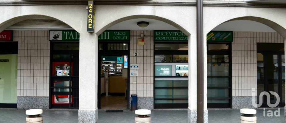 Shop / premises commercial of 65 m² in Nova Milanese (20834)