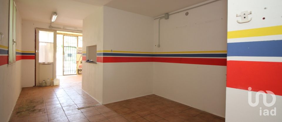 Shop / premises commercial of 68 m² in Anzio (00042)