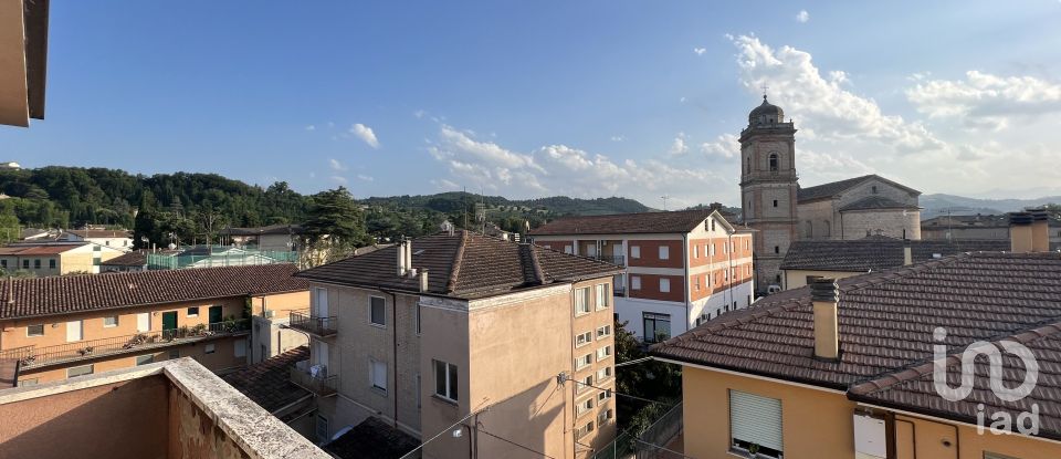 Palazzo / Stabile 8 locali di 100 m² a Servigliano (63839)